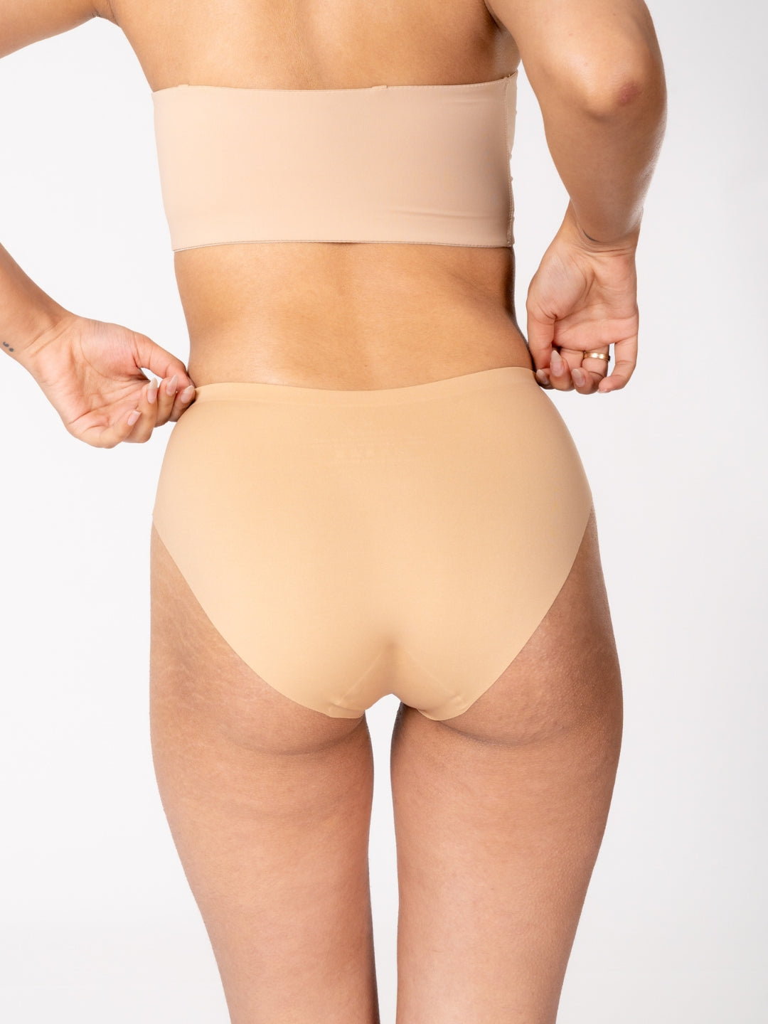 Skyn V-Fit Seamless Panty