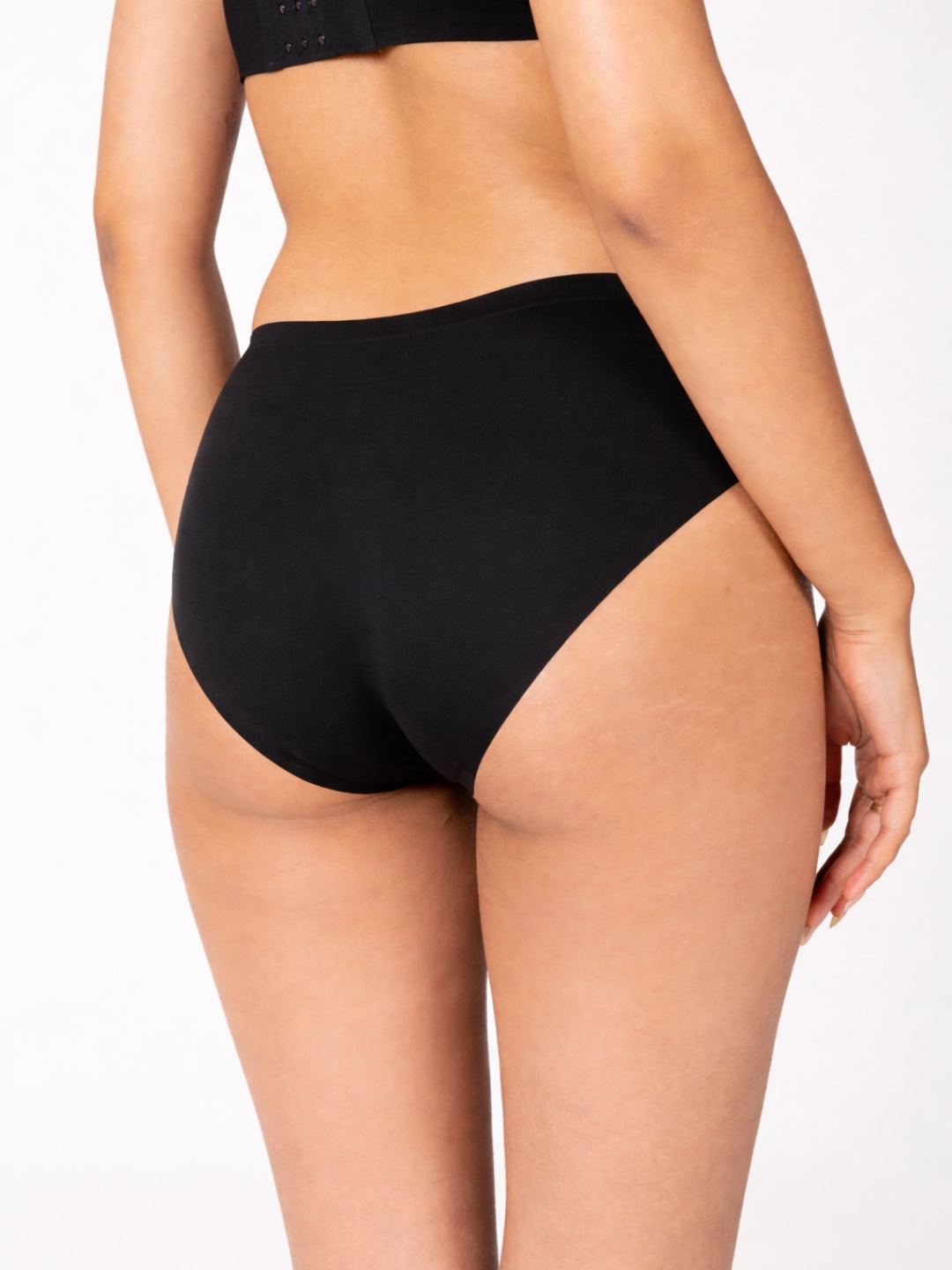 Skyn V-Fit Seamless Panty